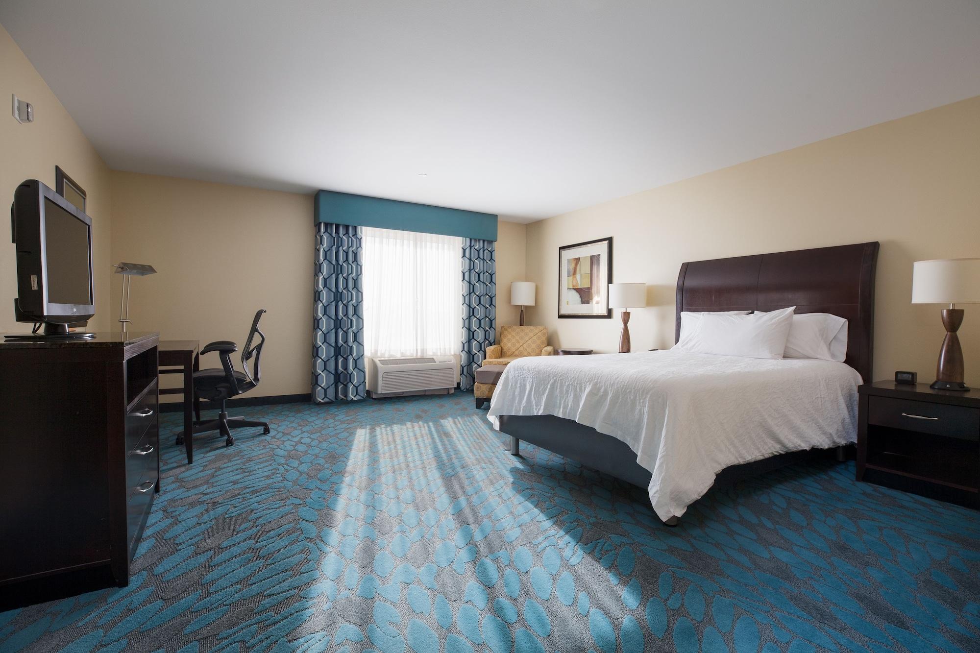 Hilton Garden Inn Fargo Esterno foto