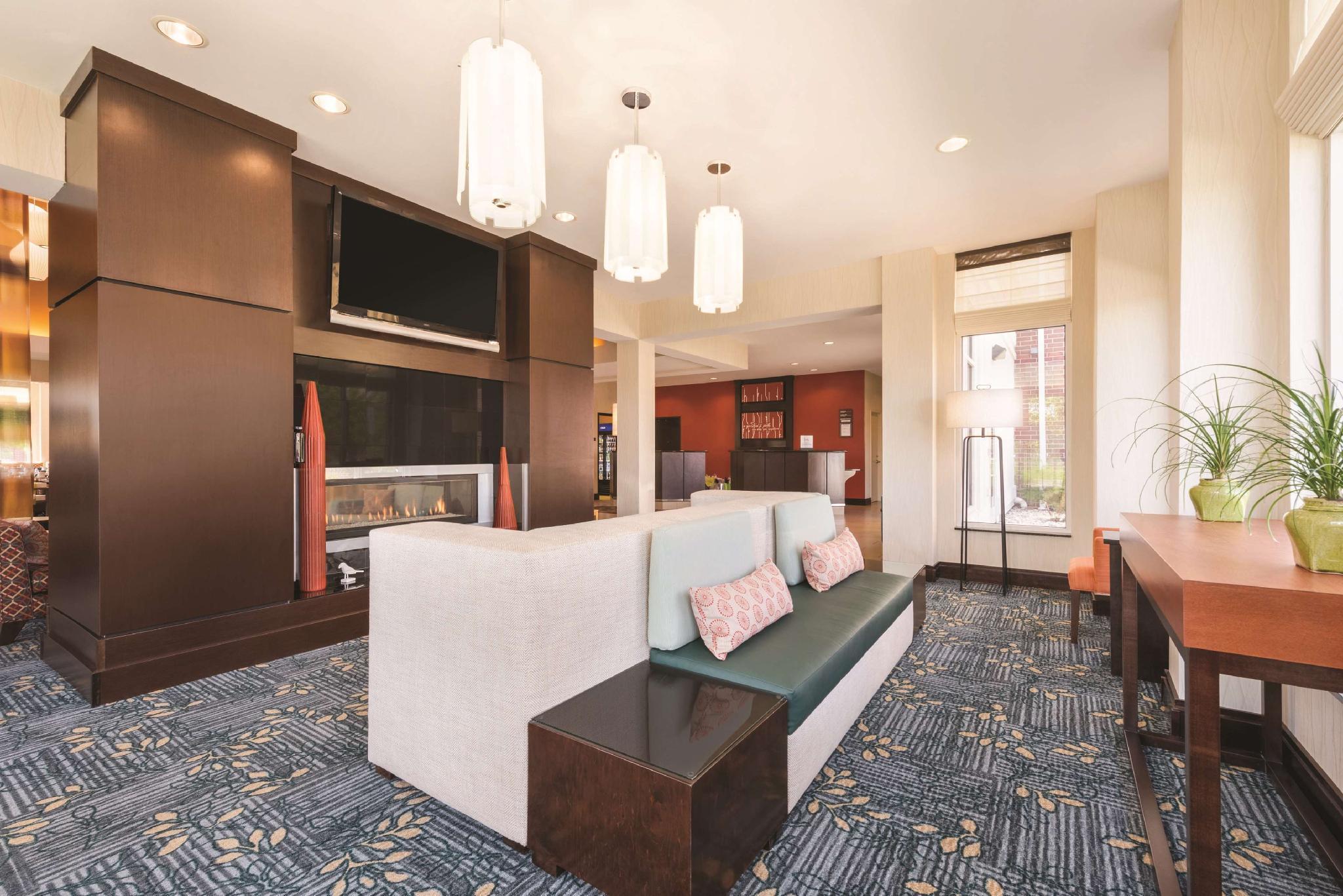 Hilton Garden Inn Fargo Esterno foto