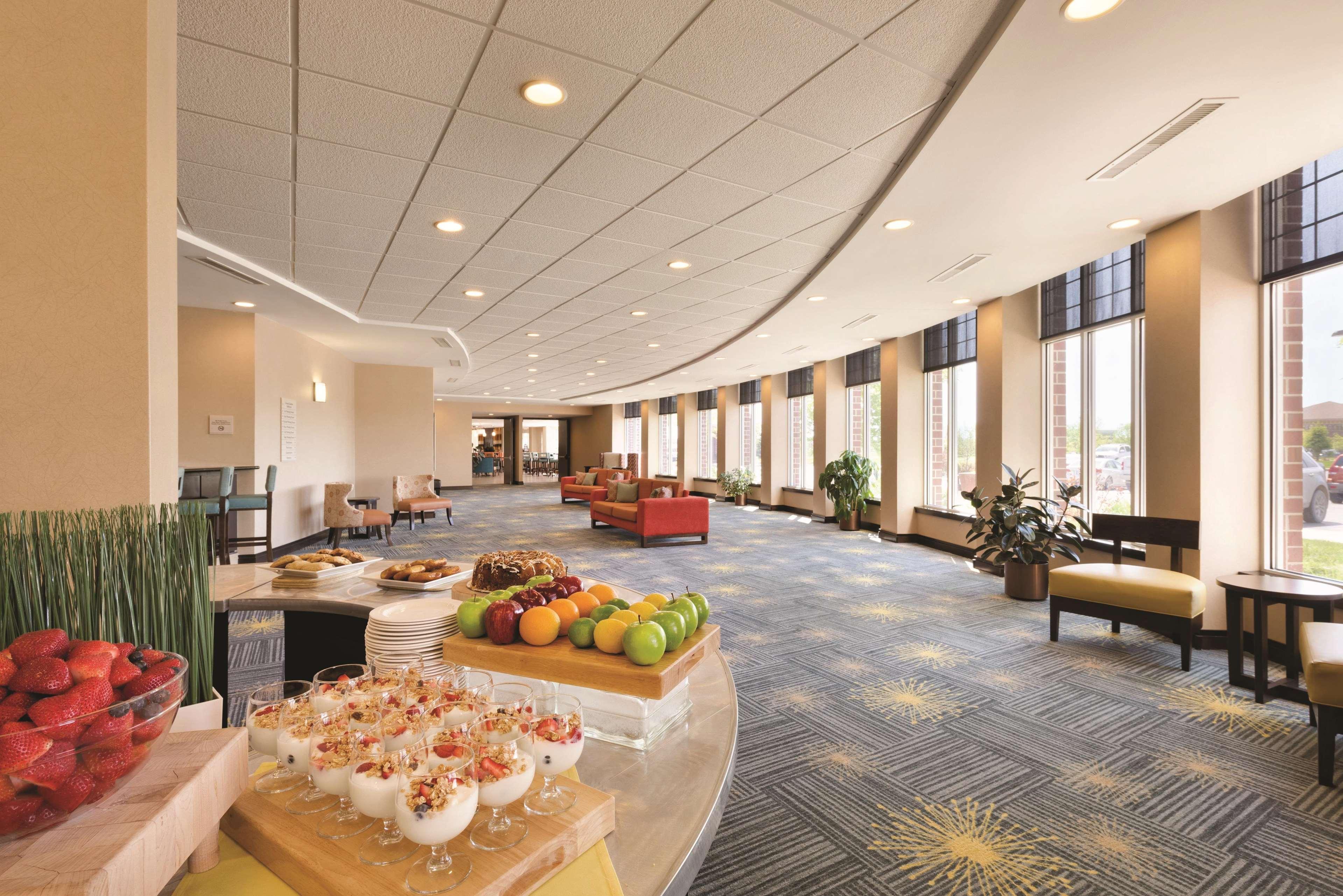 Hilton Garden Inn Fargo Esterno foto