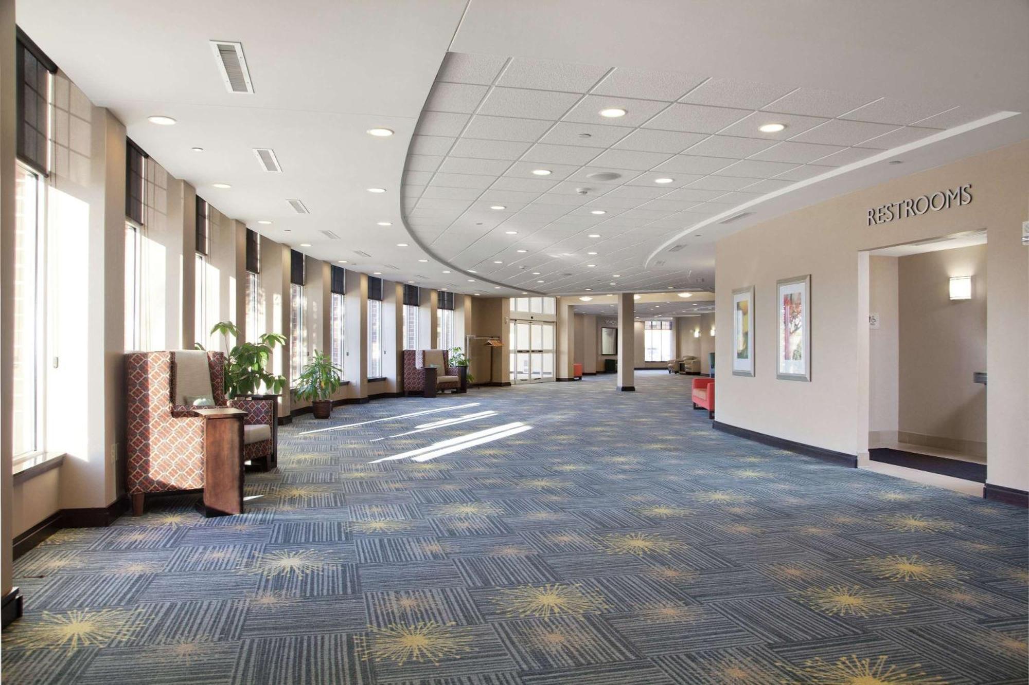 Hilton Garden Inn Fargo Esterno foto