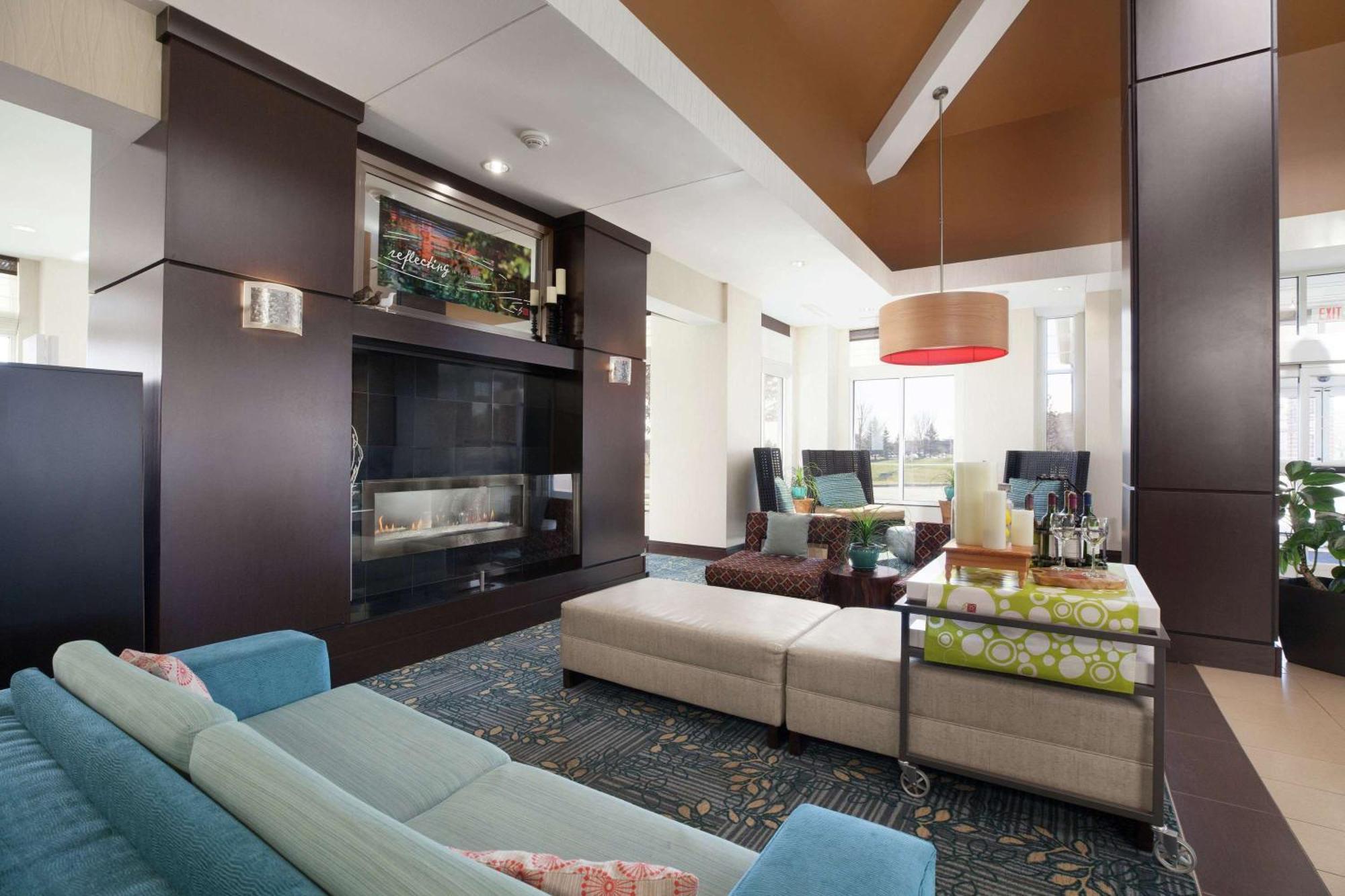 Hilton Garden Inn Fargo Esterno foto